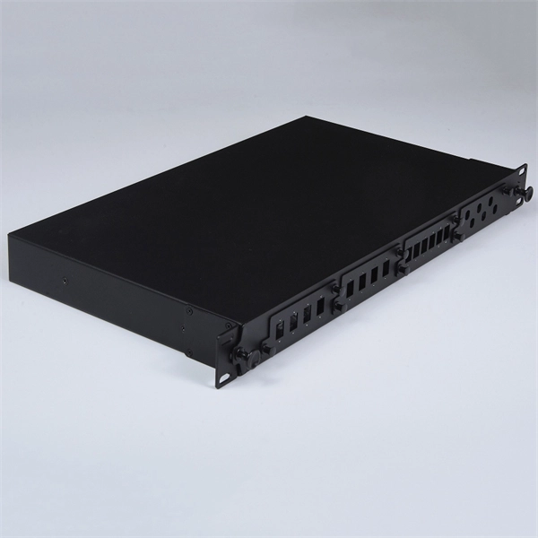 How to configure the switch in a household 380V distribution box 