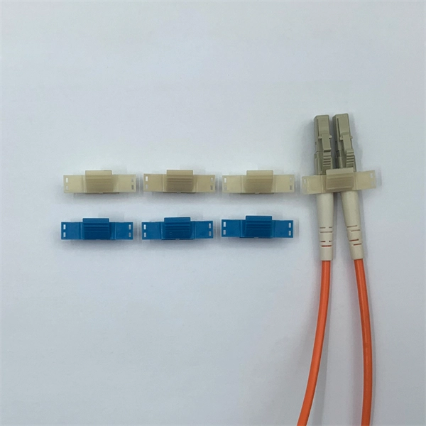 How to connect the fiber optic network cable panel combination of two functions 